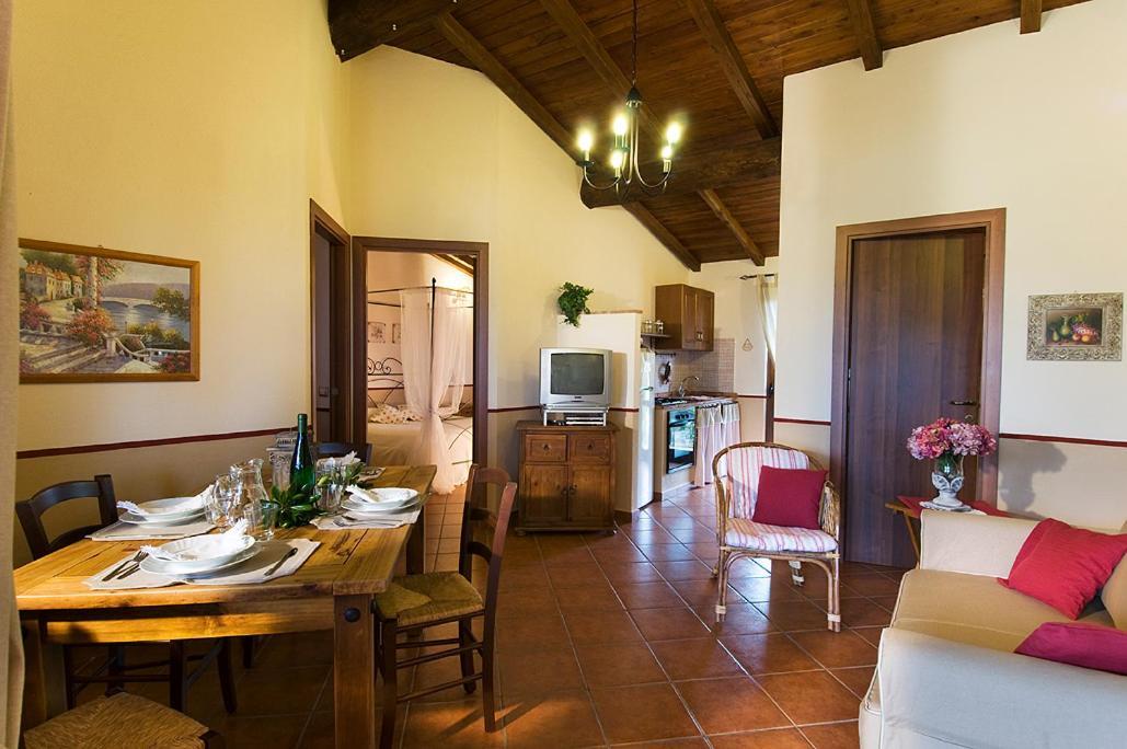 Agriturismo Poggio Di Maremma Pescia Romana Exterior photo
