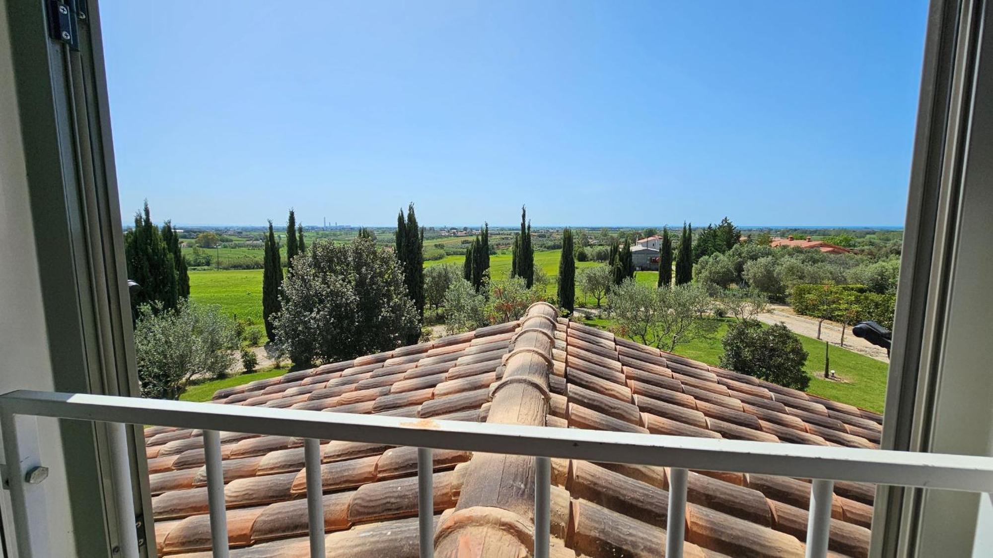 Agriturismo Poggio Di Maremma Pescia Romana Exterior photo