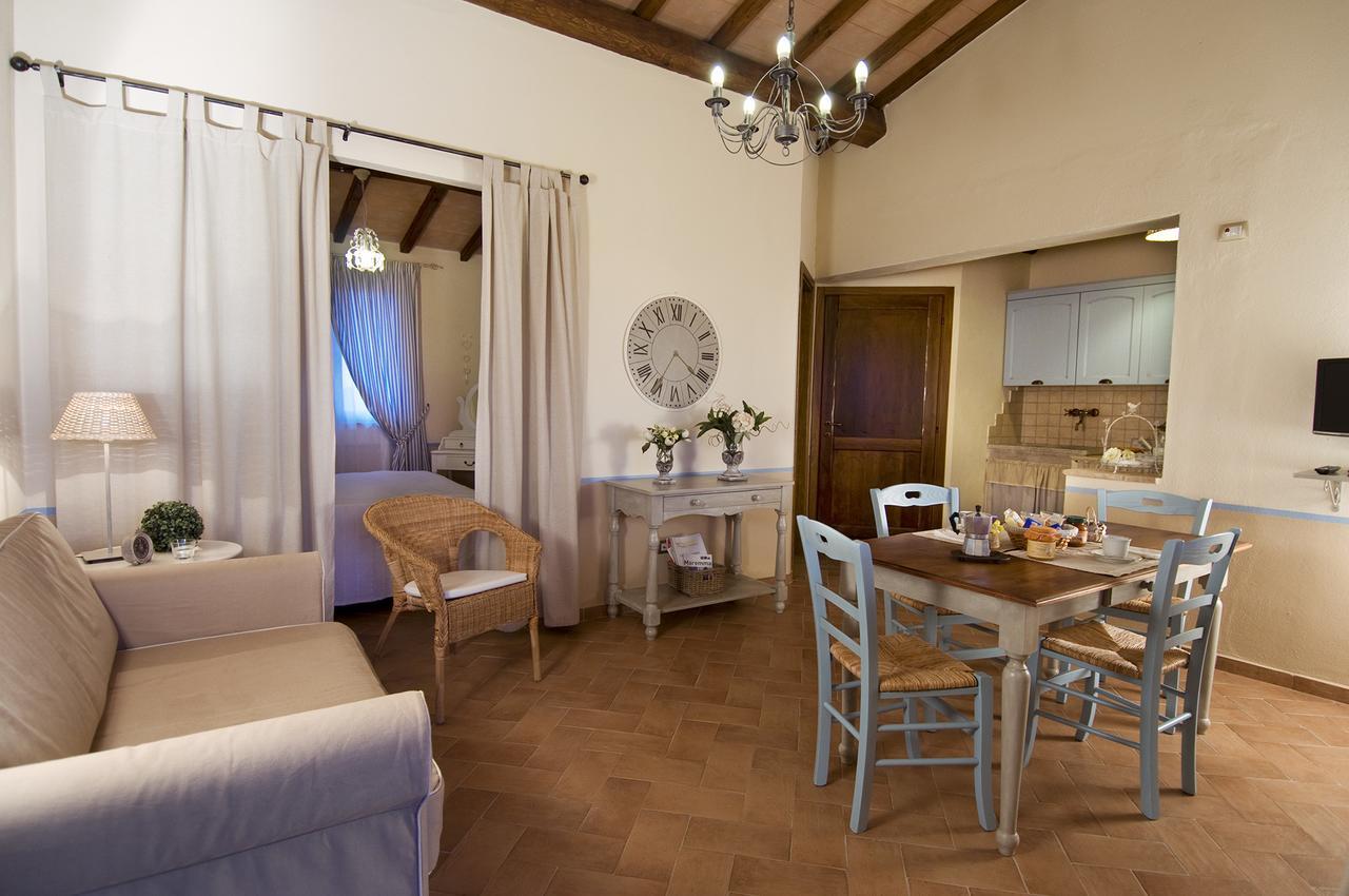 Agriturismo Poggio Di Maremma Pescia Romana Exterior photo