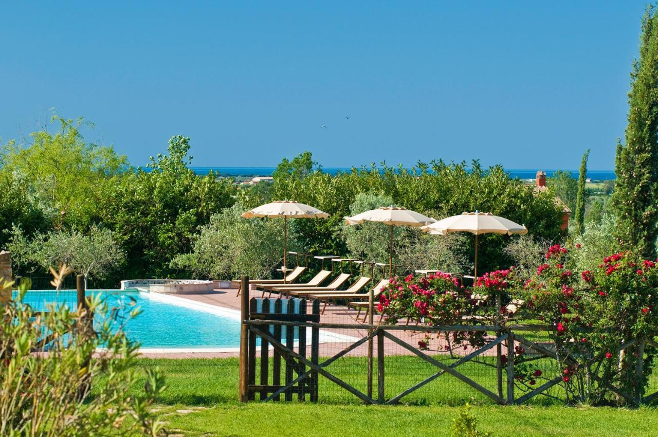 Agriturismo Poggio Di Maremma Pescia Romana Exterior photo